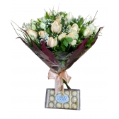 BUQUÊ TRADICIONAL ROSAS CHAMPANHE COM FERRERO ROCHER